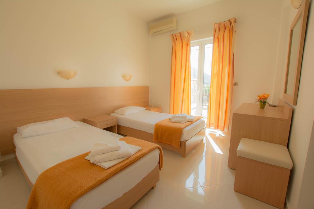 Frixos Hotel Μάλια Εξωτερικό φωτογραφία
